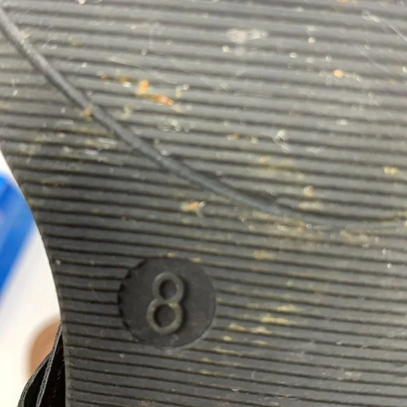 American Eagle Black leather studded Thong Strap Sandals - Picture 7 of 7